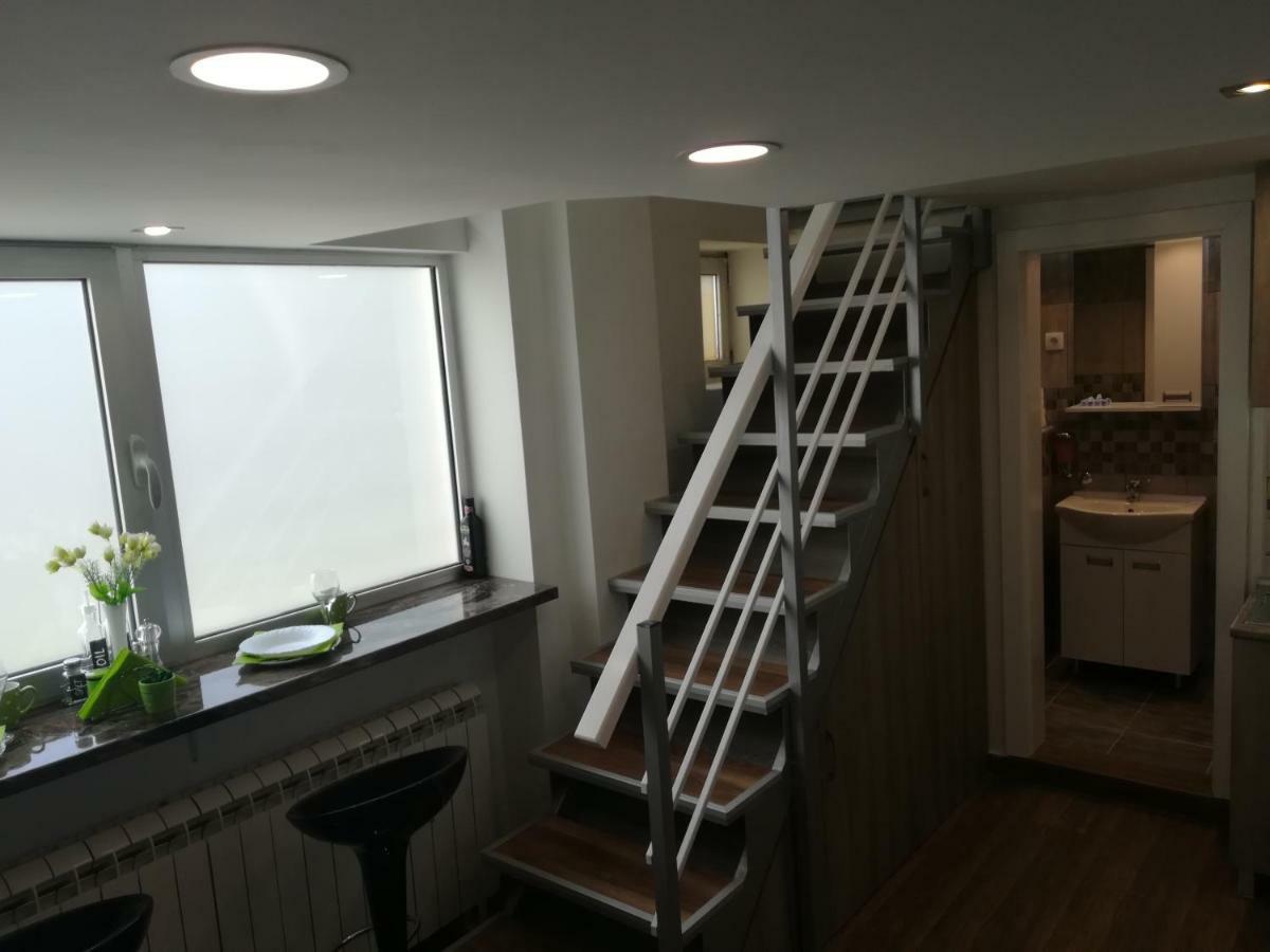 Classy And Cozy - Parking - 3 Beds - Near Center Novi Sad Exterior foto
