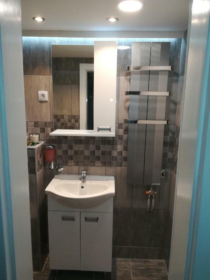 Classy And Cozy - Parking - 3 Beds - Near Center Novi Sad Exterior foto